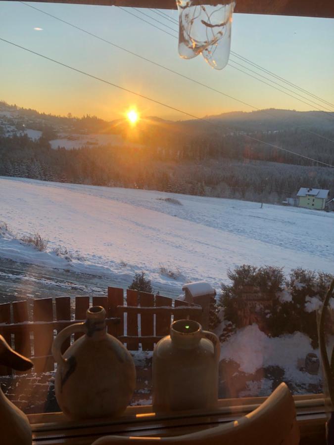 Chata W Grapie Koniaków Esterno foto
