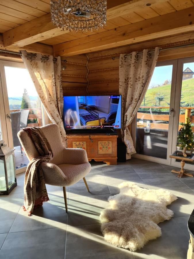 Chata W Grapie Koniaków Esterno foto
