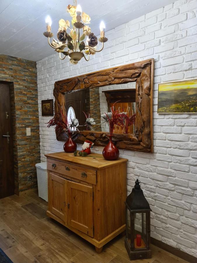 Chata W Grapie Koniaków Esterno foto