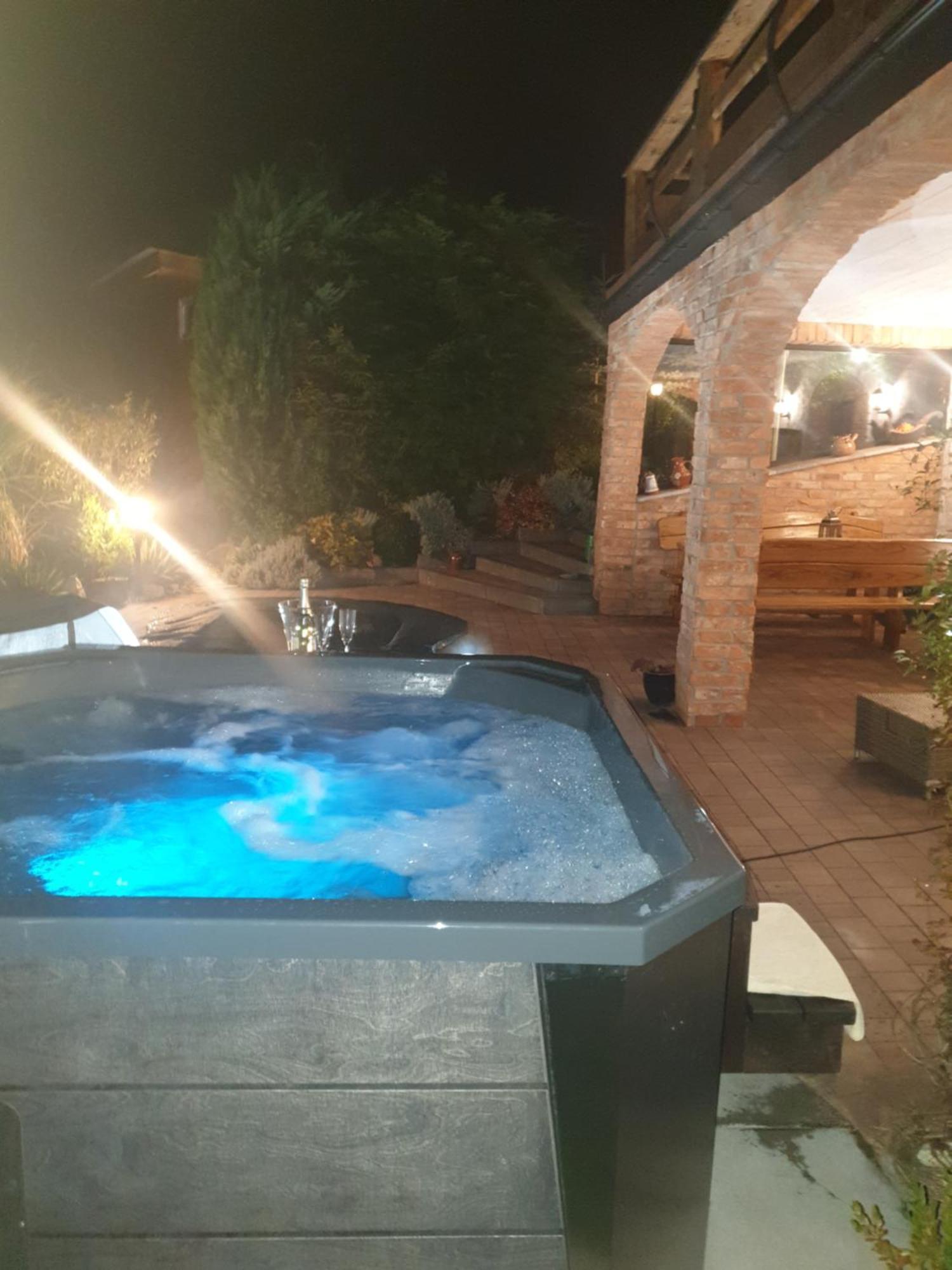 Chata W Grapie Koniaków Esterno foto